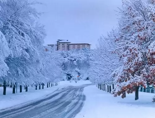 Week-end Ifrane Michlifen Meknès : neige, lac et ville impériale