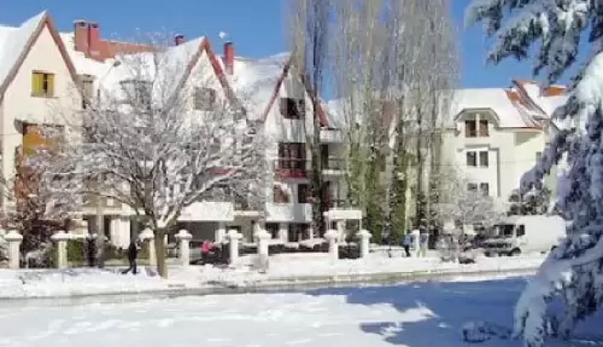 Week-end Ifrane Meknès : Michlifen, lac d&rsquo;Ifrane et ville impériale