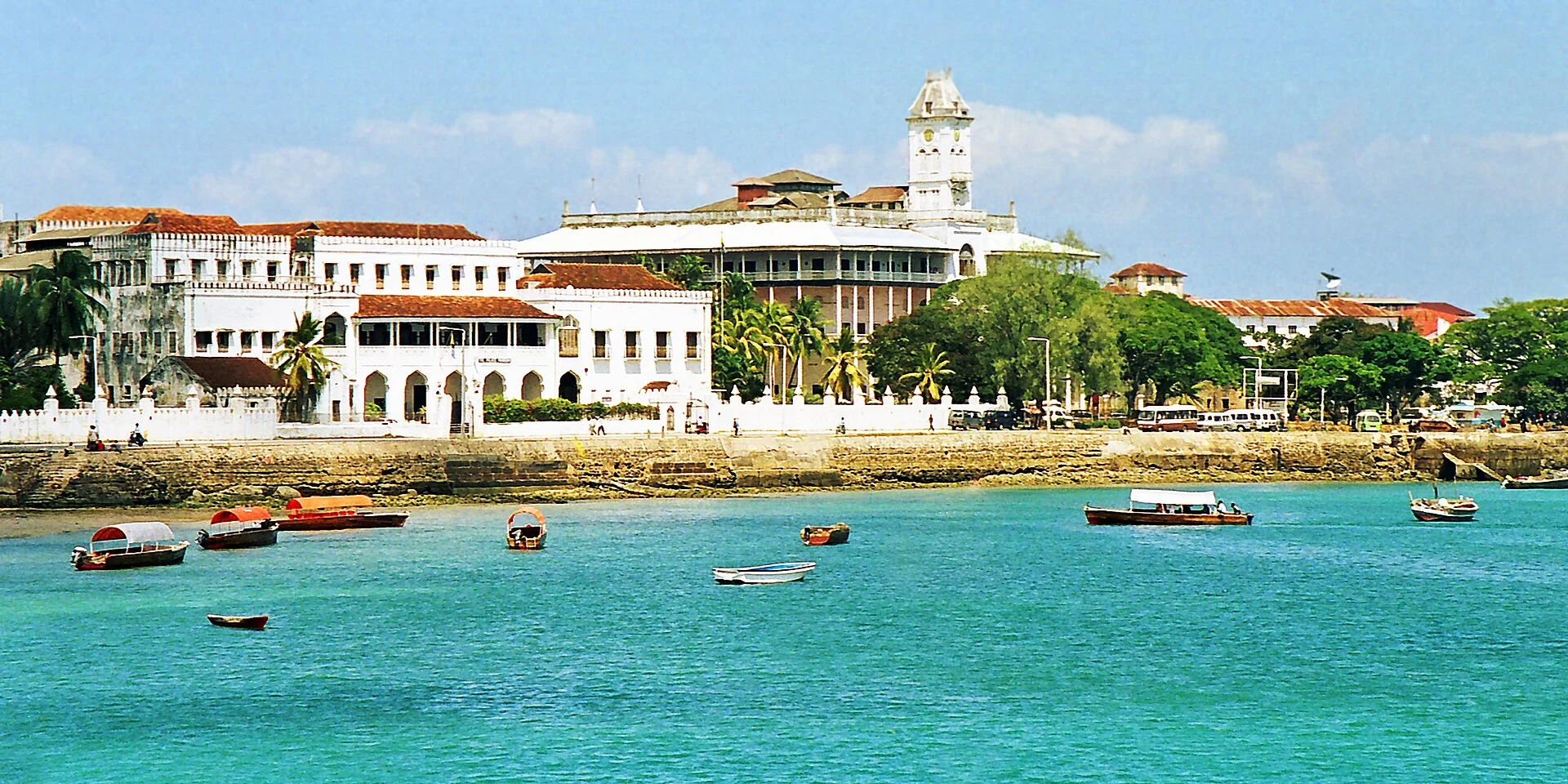 Le front de mer de Stone Town et la Maison des Merveilles à Zanzibar