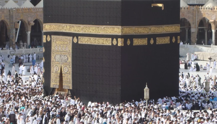 La Kaaba au centre de la Grande Mosquée de La Mecque, en Arabie saoudite