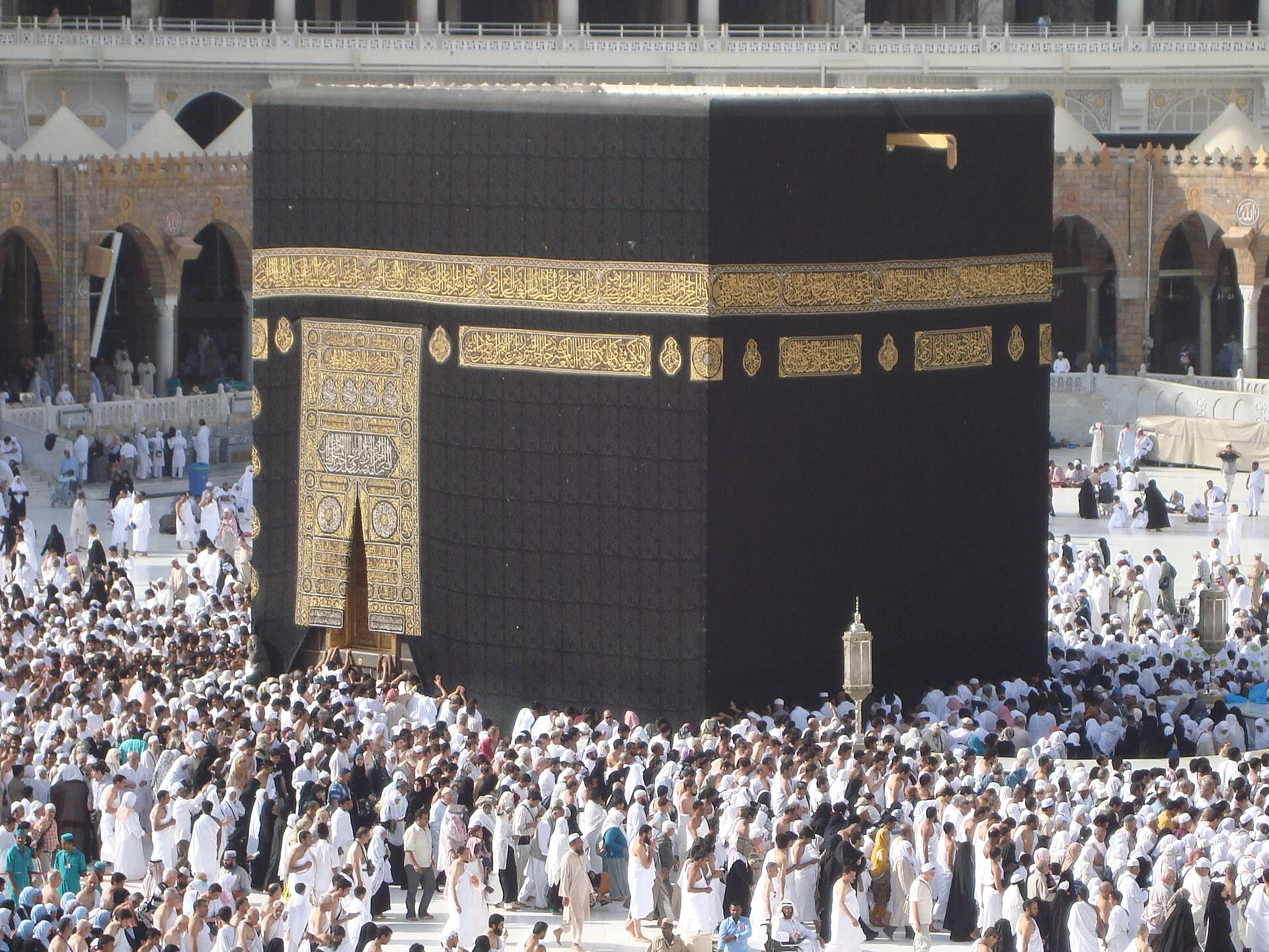 La Kaaba au centre de la Grande Mosquée de La Mecque, en Arabie saoudite