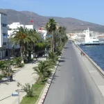 La corniche et le front de mer de Nador bordés de palmiers