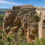 Le Puente Nuevo enjambant le canyon de Ronda, en Andalousie