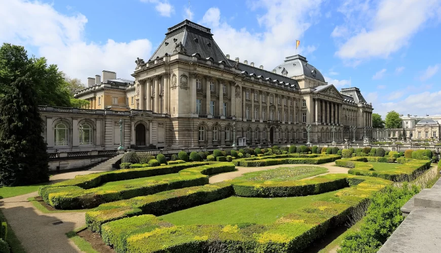 Le Palais royal de Bruxelles et ses jardins ordonnés