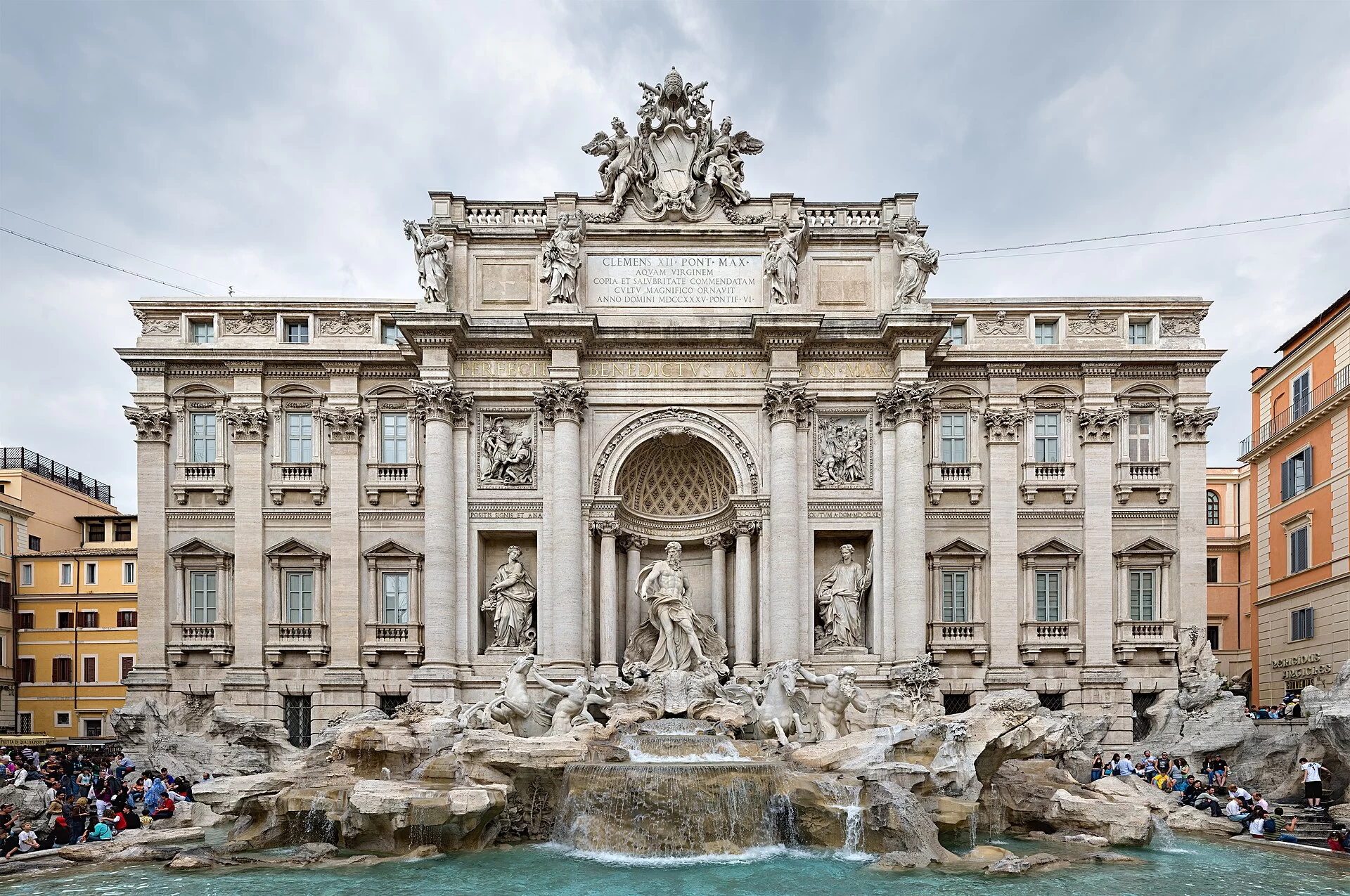 La fontaine de Trevi à Rome