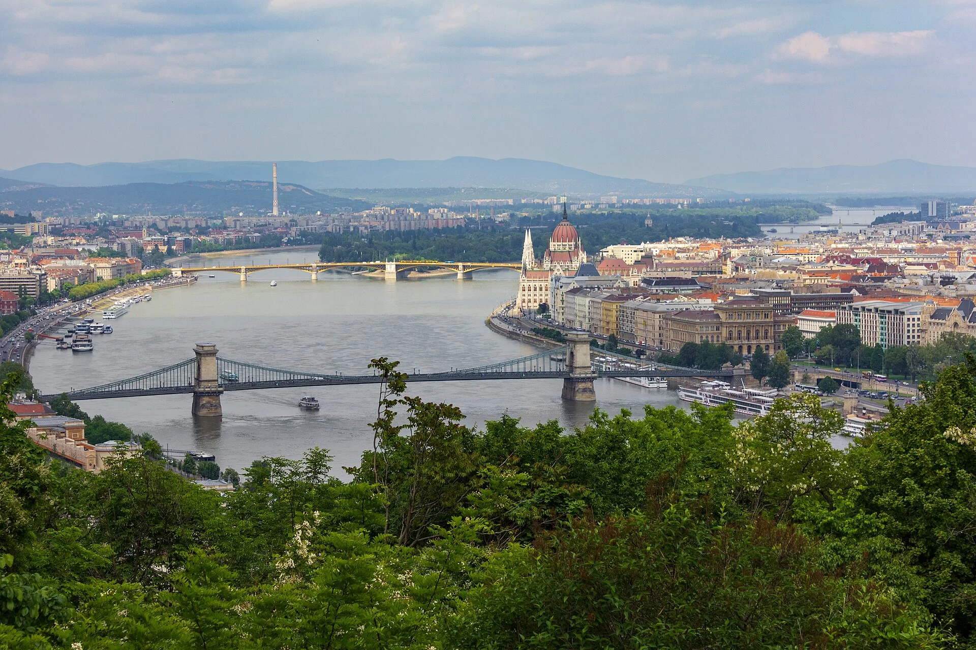 Le Pont des Chaînes et le Danube vus depuis les hauteurs de Budapest
